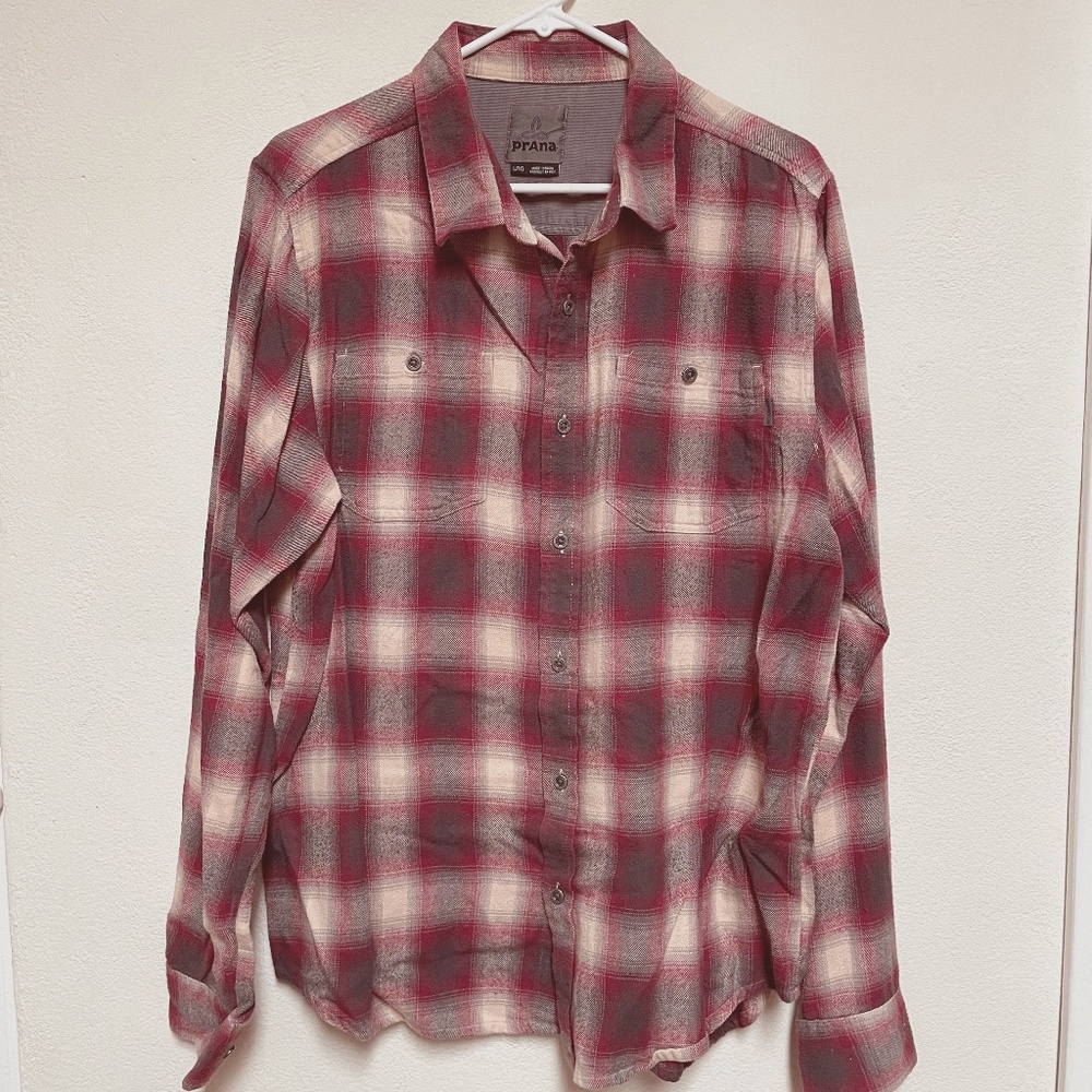 Prana Flannel, Large, Long sleeve, soft pattern, nice buttons
